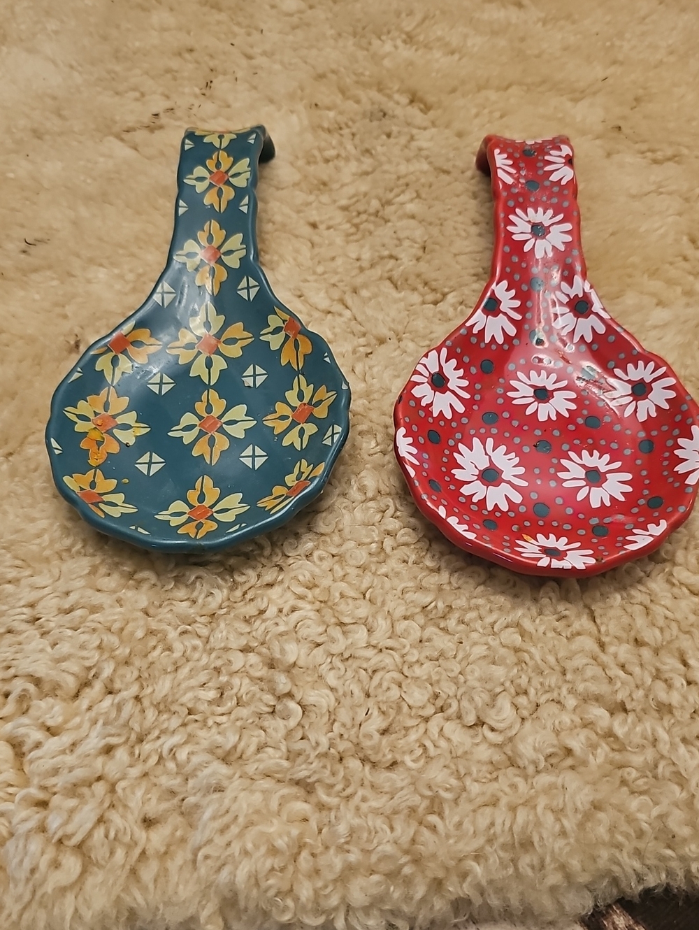 The Pioneer Woman Blue & Red Floral Ceramic Spoon Rests (Set of 2)